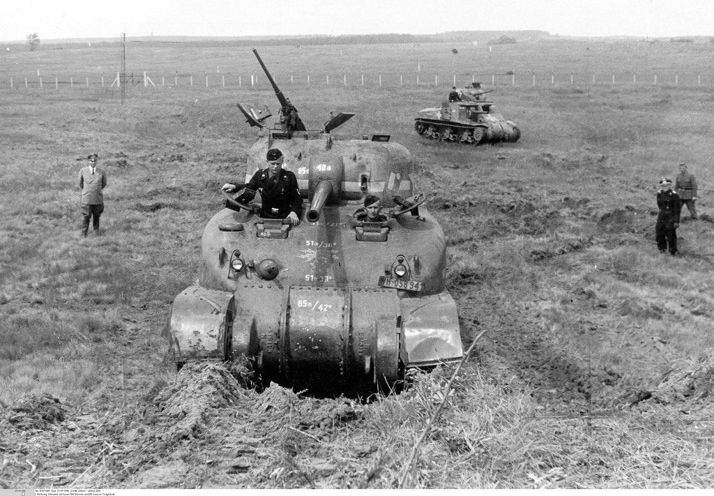 M4A1, and M3 Lee in Nazi hands