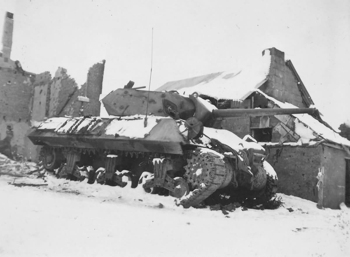 Destroyed_M10_Tank_Destroyer_35th_Infantry_Division_454th_Tank_Destroyer_Bn_Livarchamps_Belgium_Battle_Of_Bulge_1945